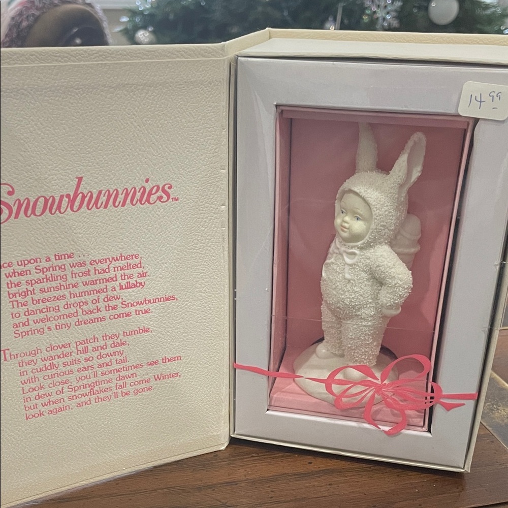 Department 56 Snowbunnies White Figurine